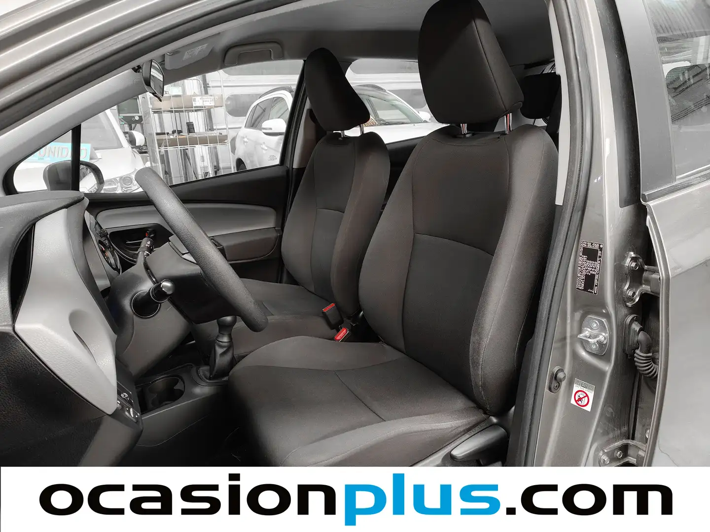 Foto Toyota Yaris Toyota Yaris 1.0 70 Business (69 CV)