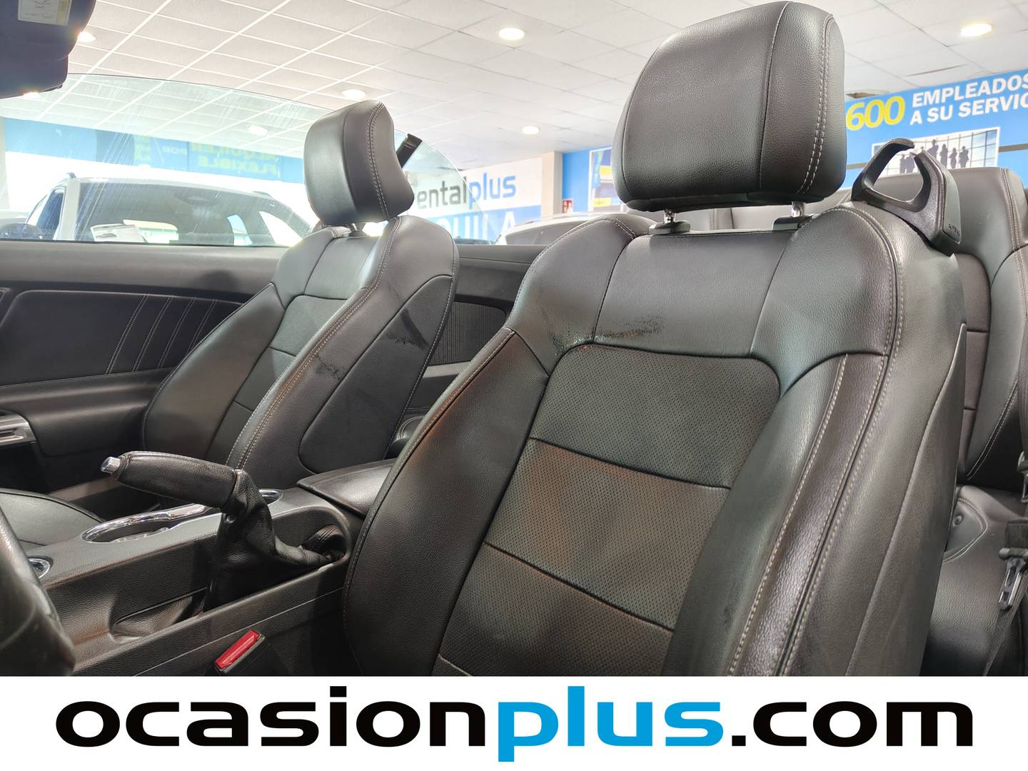 Extras y acabados del Ford Mustang Ford Mustang 2.3 EcoBoost Convertible (314 CV)