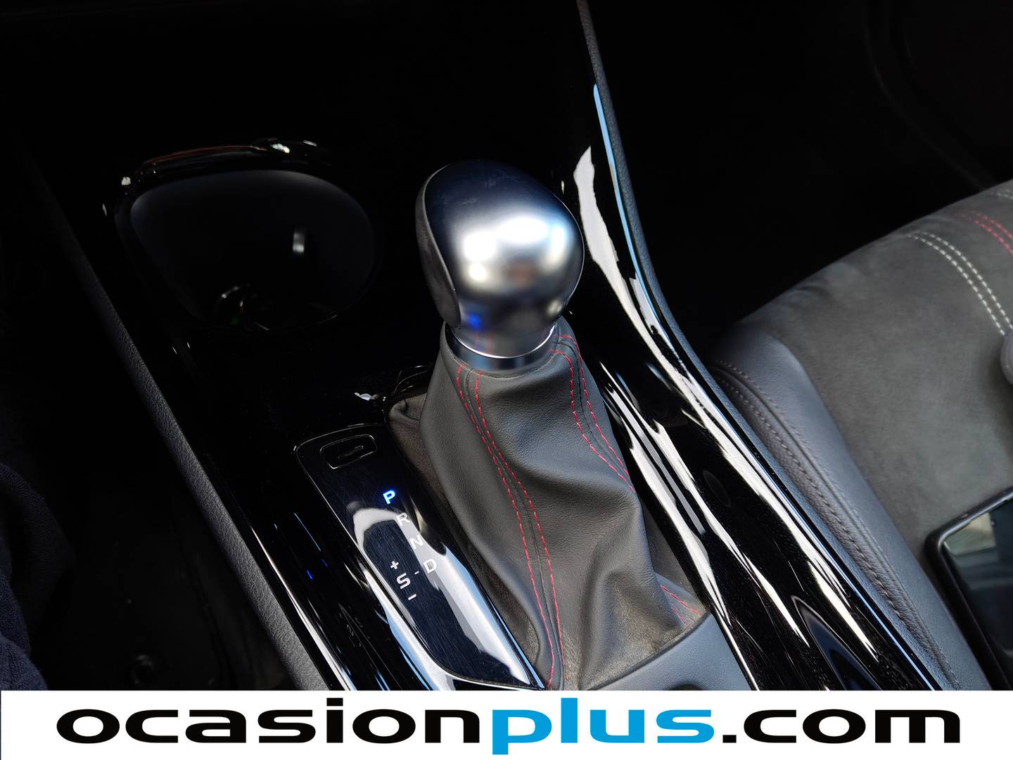 Toyota C-HR Toyota C-HR 180H GR Sport (184 CV) de segunda mano