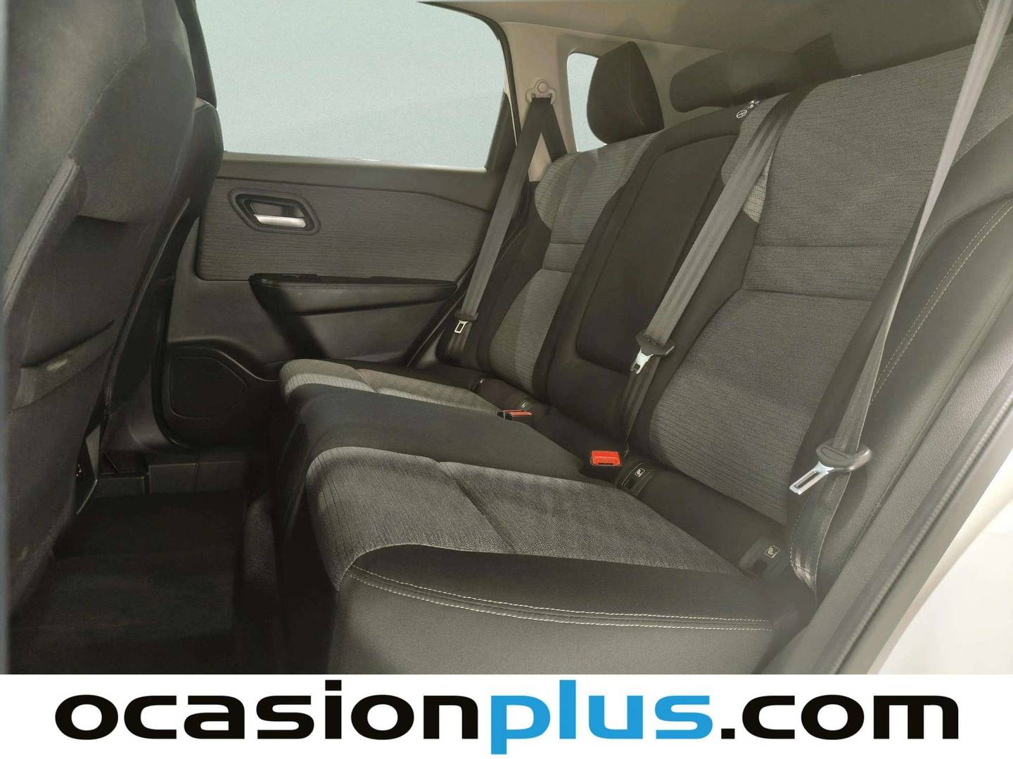 Foto asientos traseros Nissan X-TRAIL Nissan X-Trail 1.5 e-POWER N-Connecta A/T (204 CV)