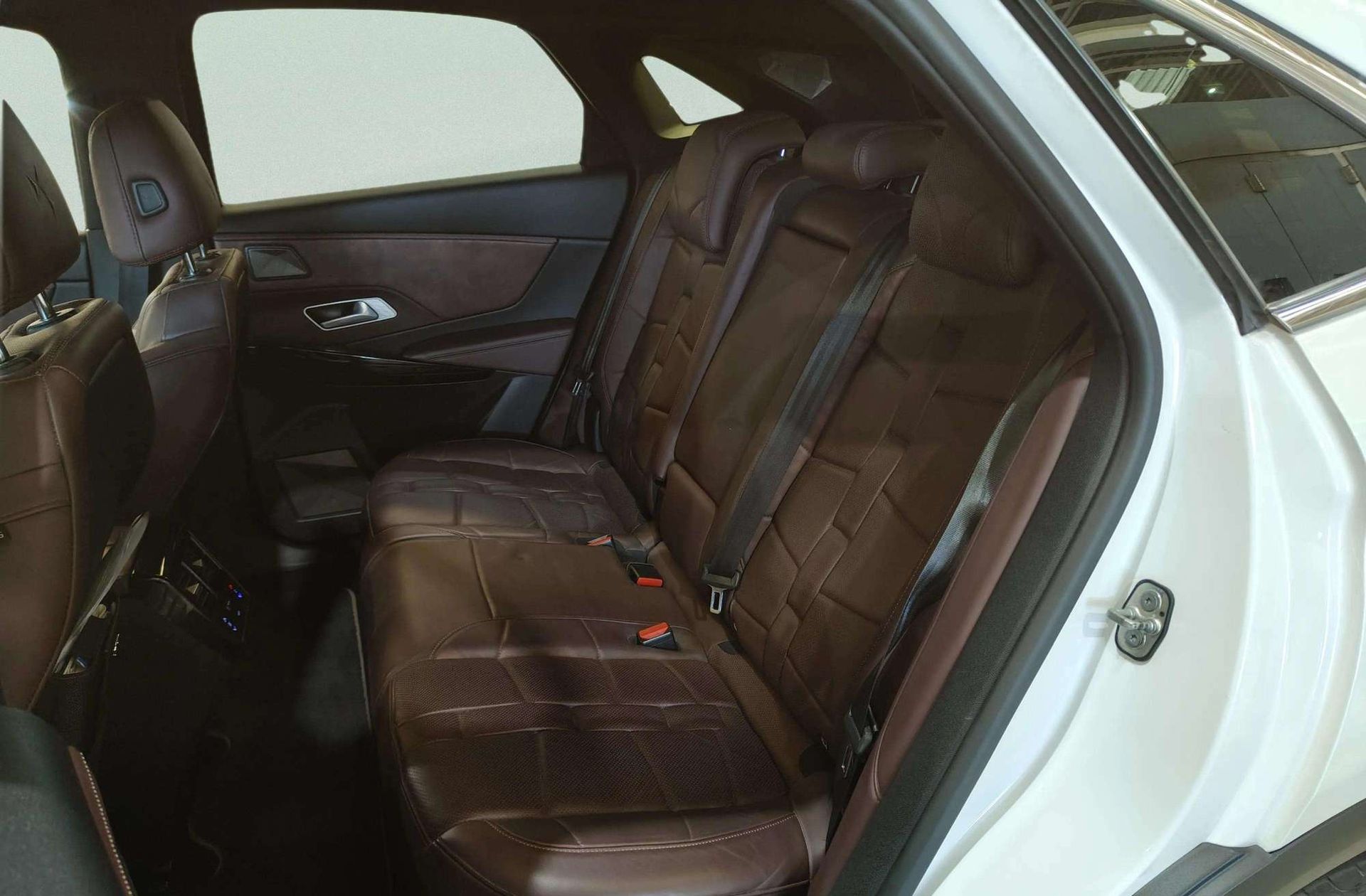 DS DS 7 Crossback La Première THP EAT8 - foto 19