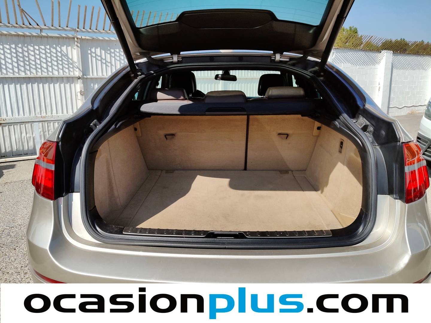 Fotos maletero BMW X6 BMW X6 xDrive40d (306 CV)
