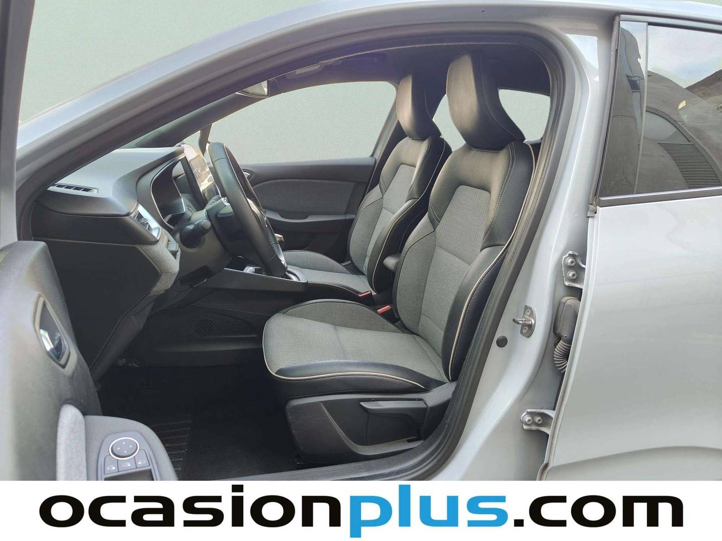 Foto asientos delanteros Renault Clio Renault Clio Techno TCe (90 CV)