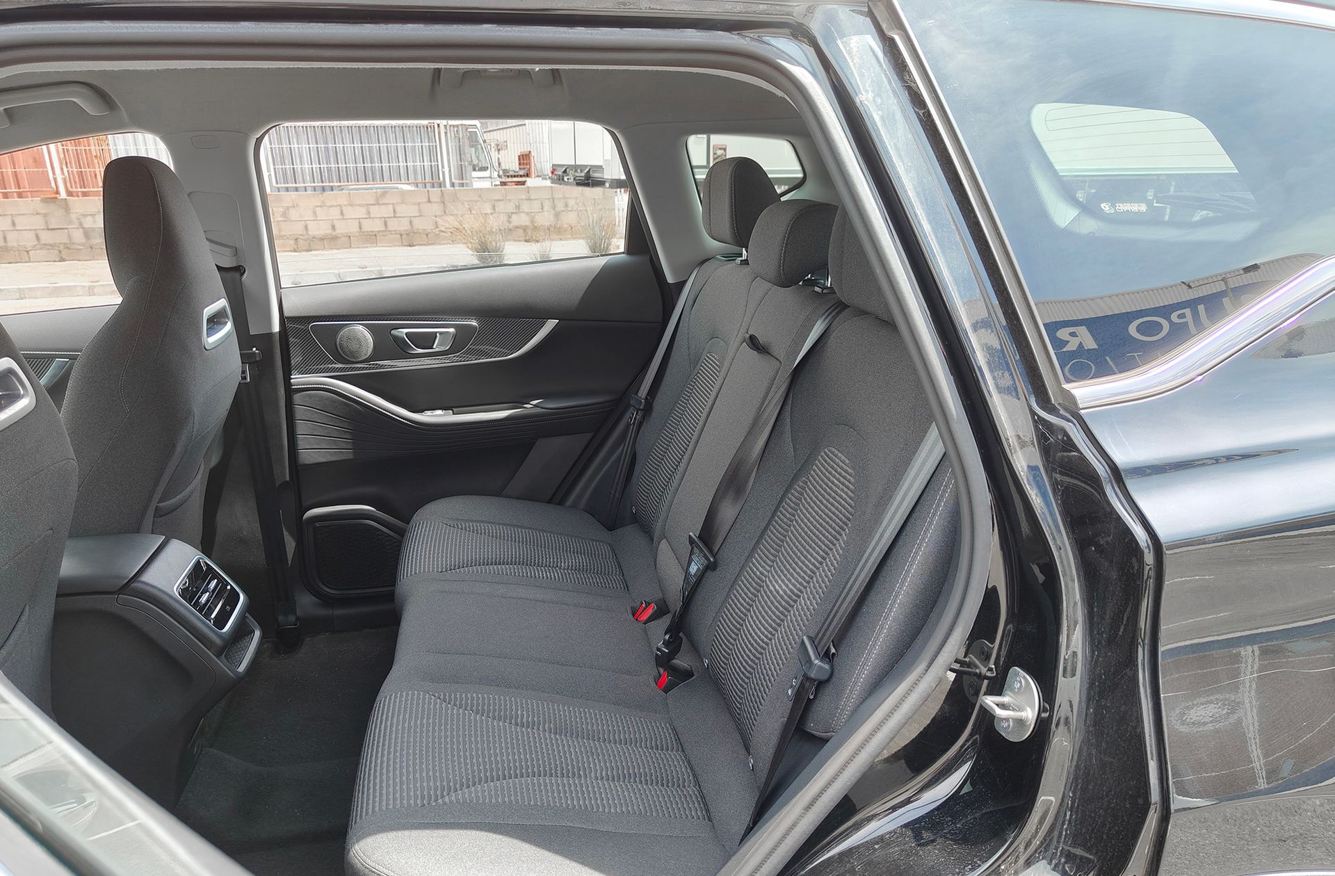 Ebro s700 1.6 T-GDi Comfort DCT - foto 11