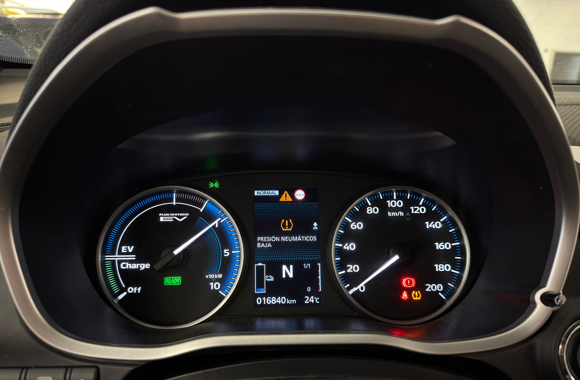 Mitsubishi Eclipse Cross 2.4 PHEV Kaiteki 4WD - foto 23