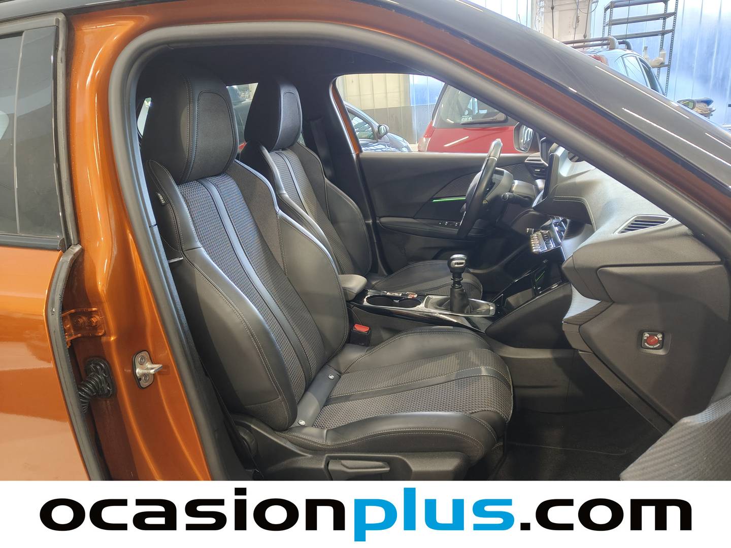 Foto Peugeot 2008 Peugeot 2008 PureTech 130 S&S GT (130 CV)