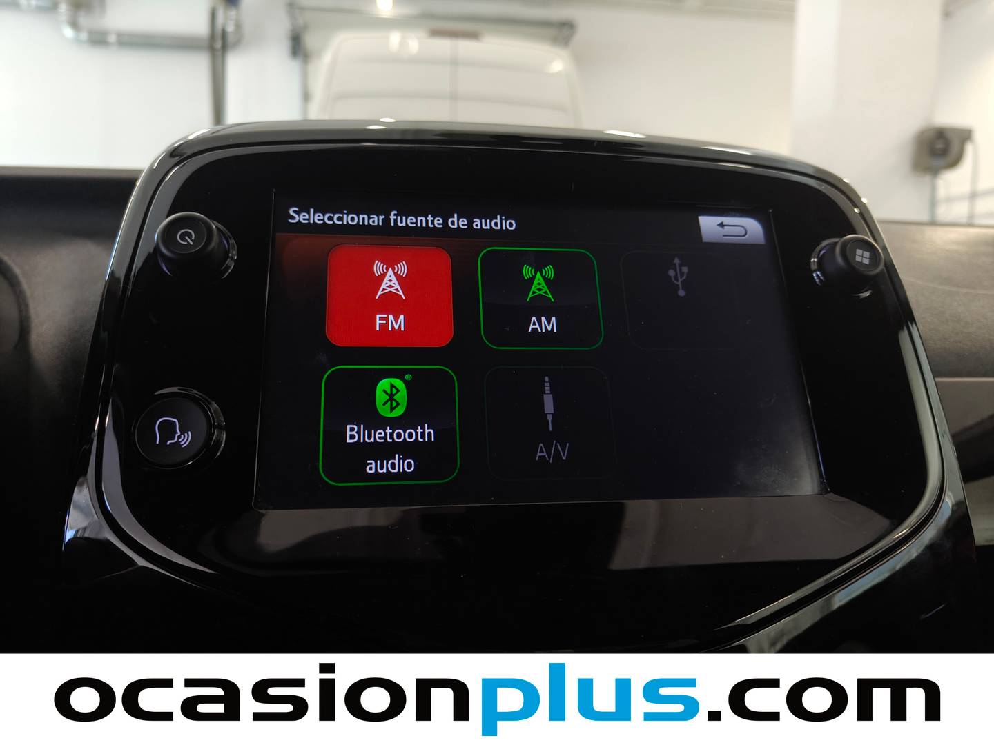 Extras del Toyota Aygo Toyota Aygo 1.0 VVT-i x-play business (69 CV)