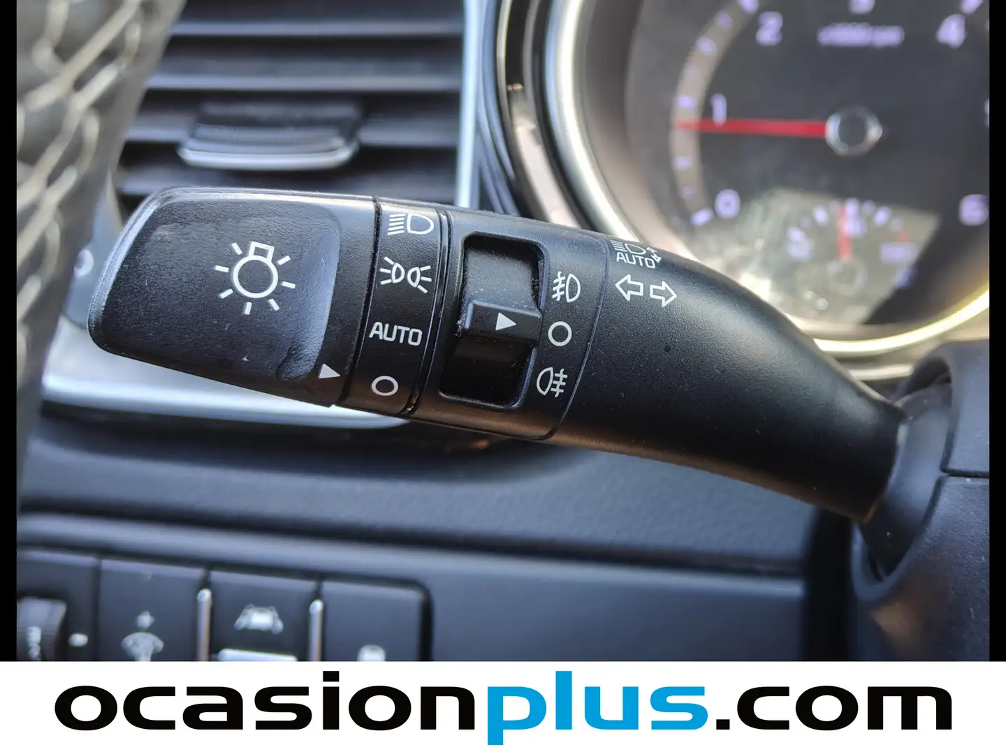 Foto KIA Ceed Kia Ceed 1.6 CRDi GT Line DCT (136 CV)