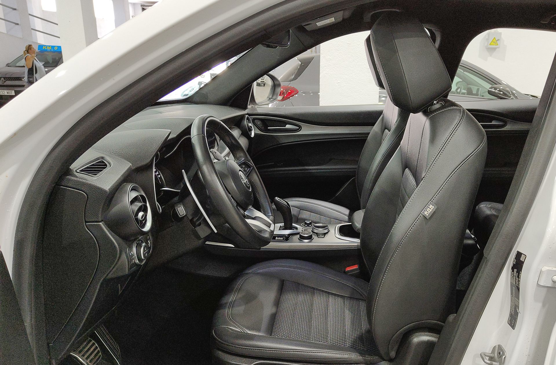 Alfa Romeo Stelvio 2.2 Diesel Sprint RWD - foto 10