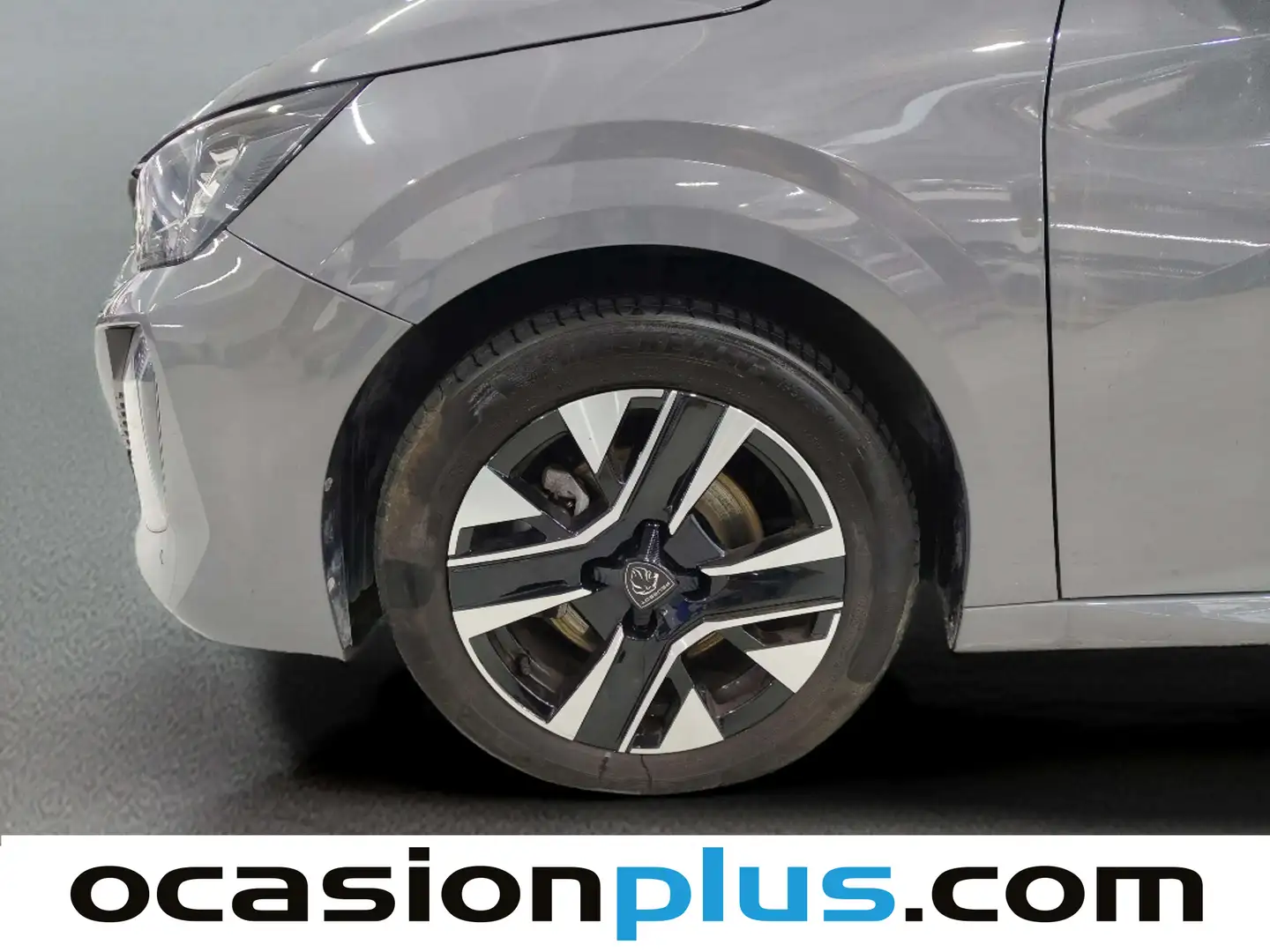 Foto Peugeot 208 Peugeot 208 PureTech 100 Allure (100 CV)