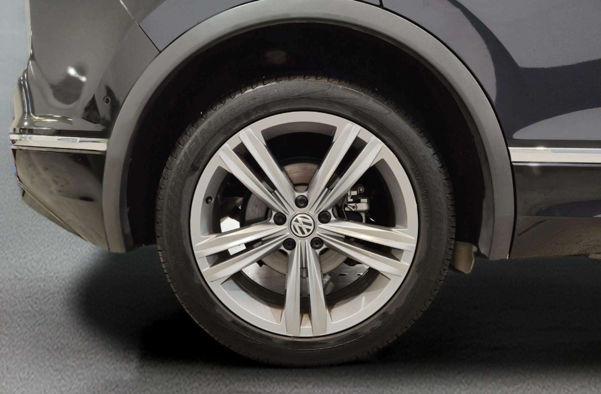 Volkswagen Tiguan Advance 1.5 TSI DSG Paquete R-Line - foto 41