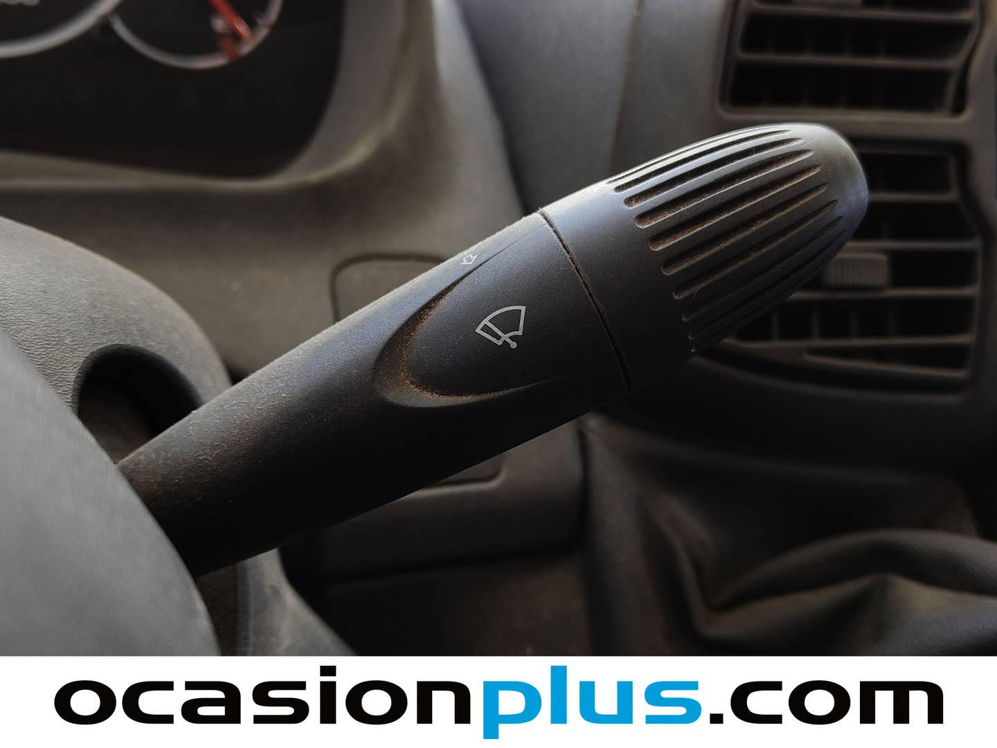 Foto Benimar ANTHUS Benimar ANTHUS 2.3 Diesel 5000 LF (110 CV) 4 Plazas