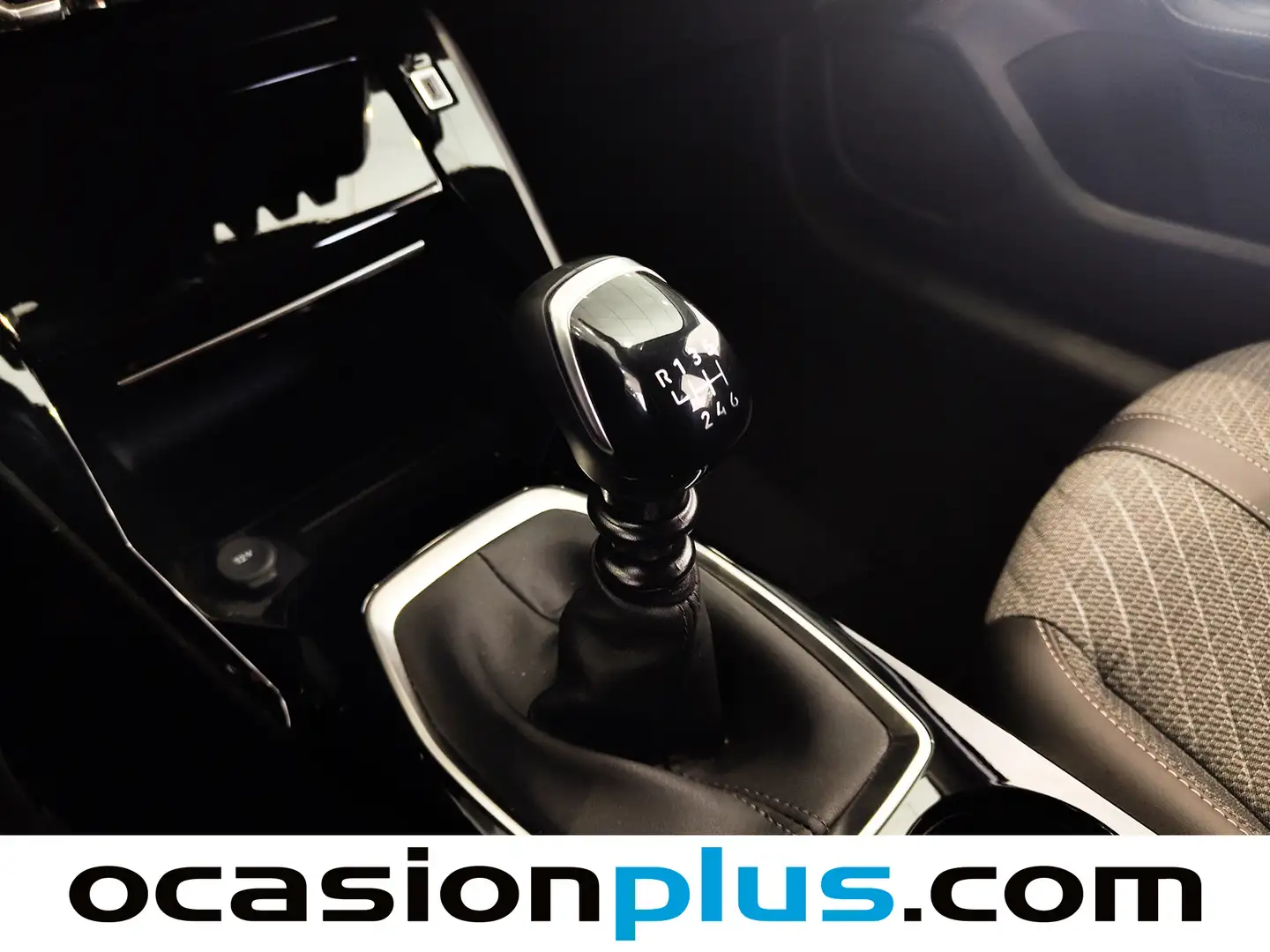 Foto Peugeot 208 Peugeot 208 PureTech 100 Allure (100 CV)