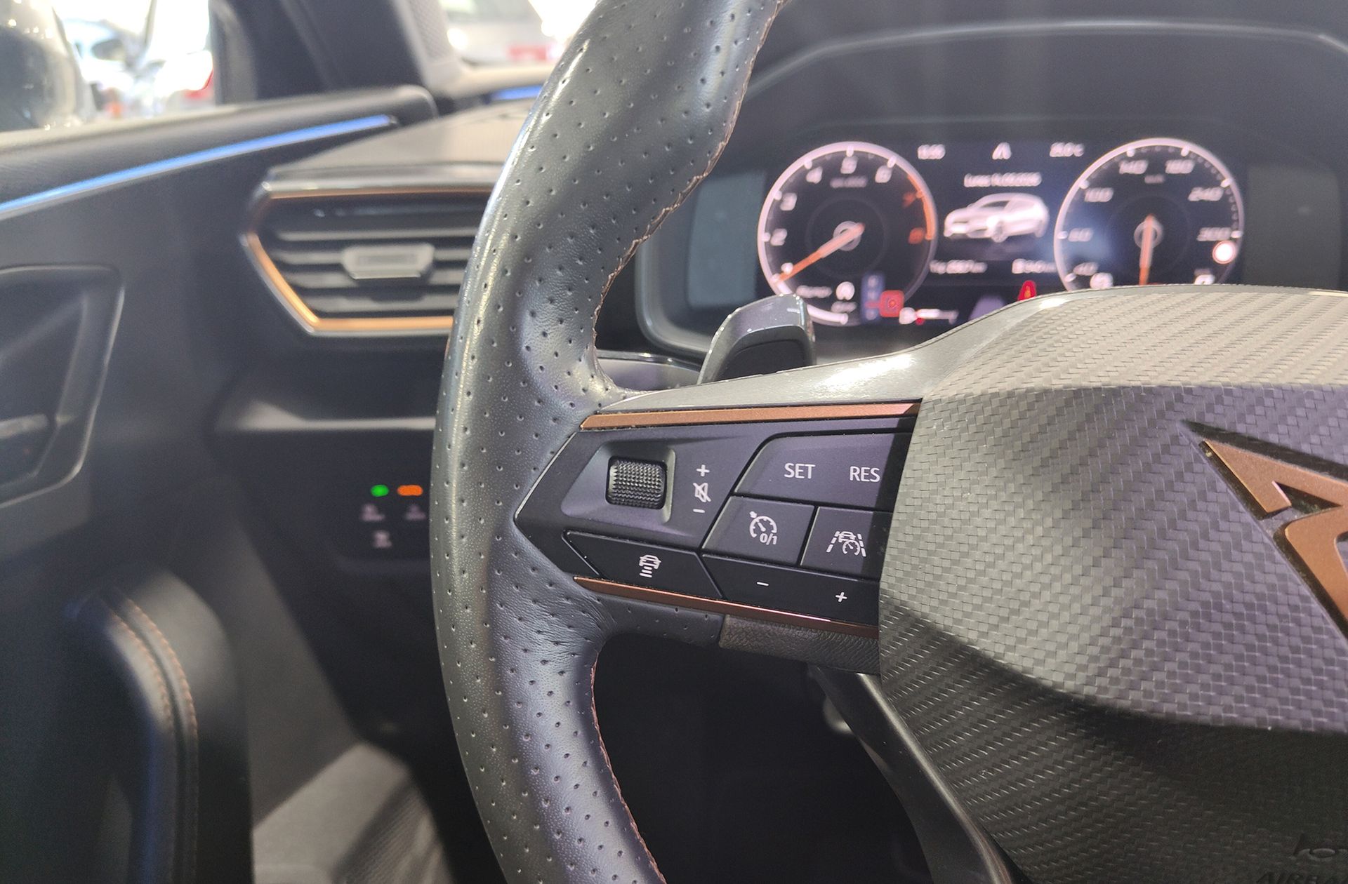 Cupra León 1.5 eTSI DSG - foto 27