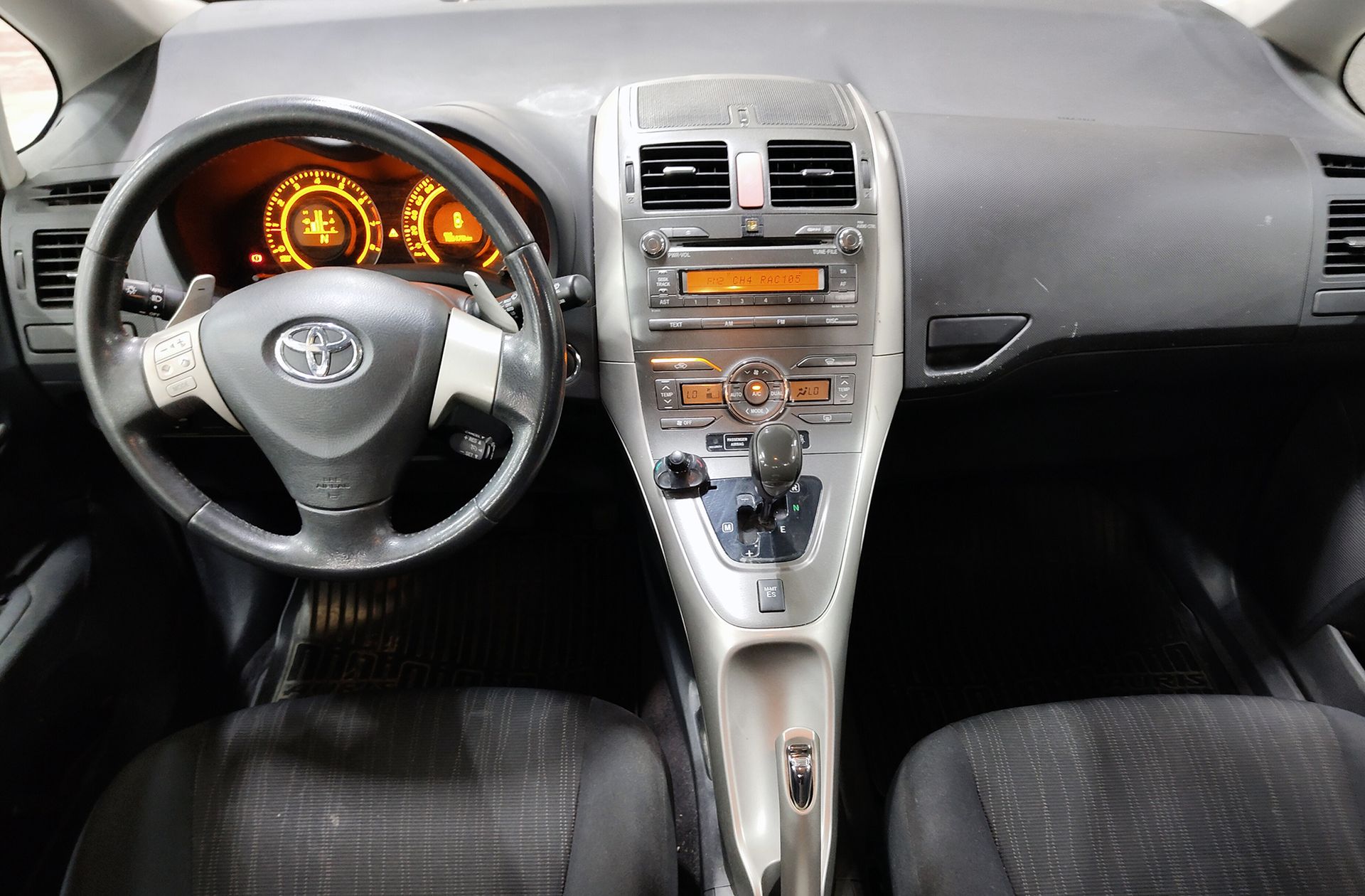 Toyota Auris 1.6 VVT-I Dual Sol M/M - foto 6