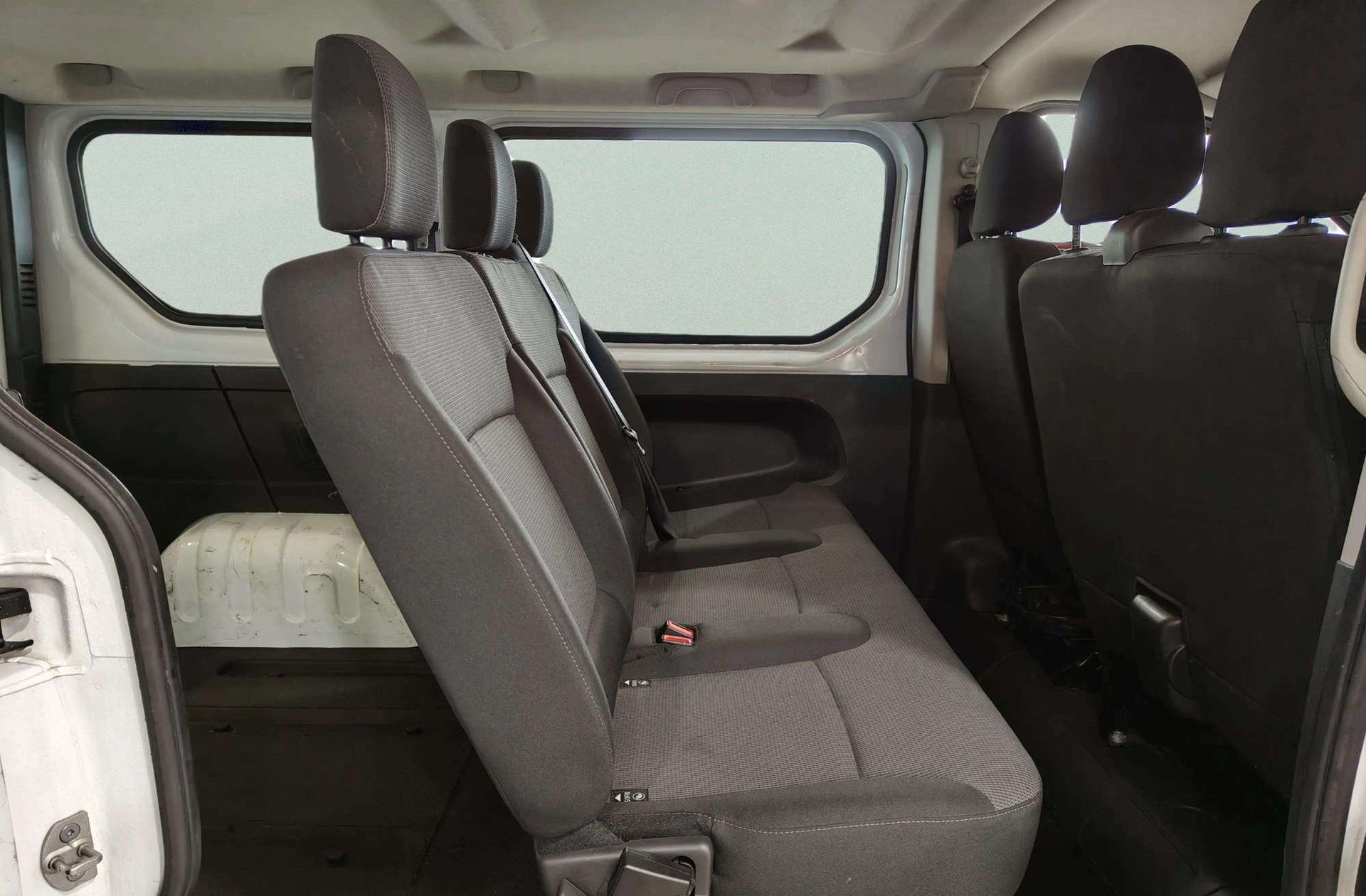 Renault Trafic dCi 150 Combi Energy Blue - foto 12