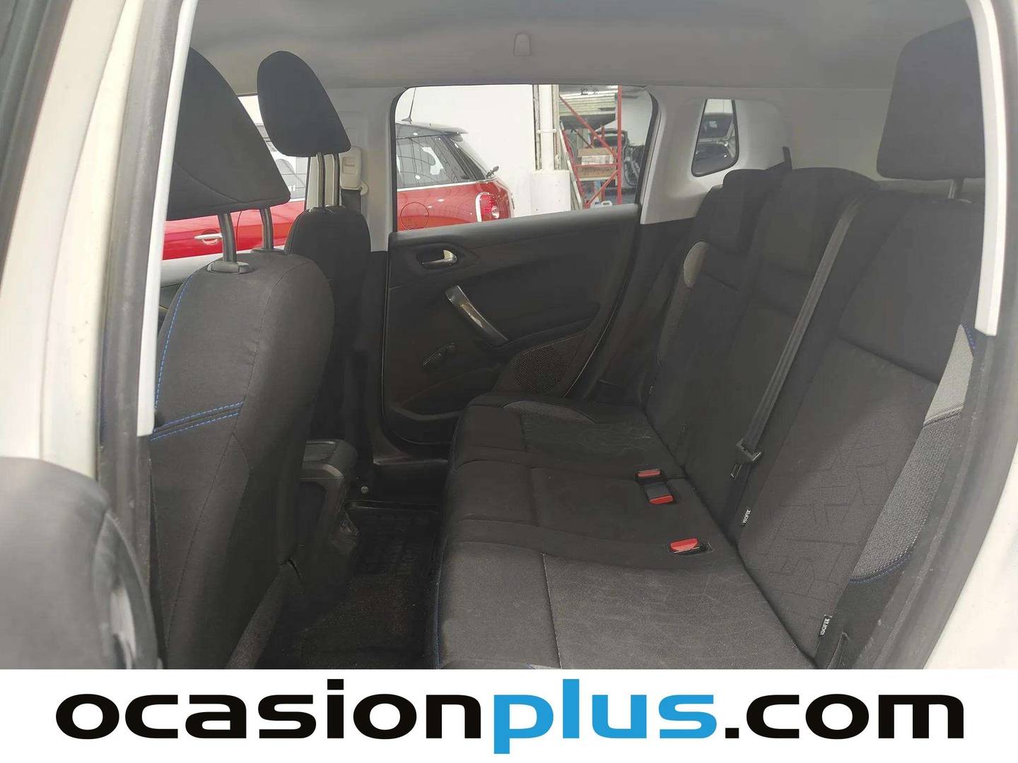 Foto asientos traseros Peugeot 2008 Peugeot 2008 PureTech 82 S&S Style (82 CV)