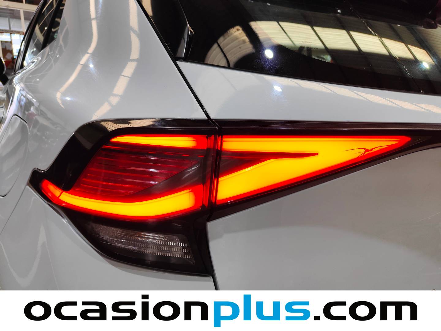 Foto KIA Sportage Kia Sportage 1.6 CRDi MHEV Business 4x2 (136 CV)