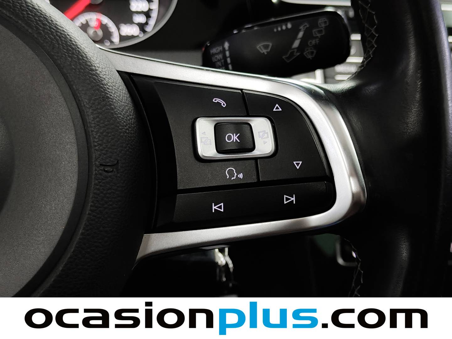 Foto Volkswagen Golf Volkswagen Golf 2.0 TDI CR BMT R-LINE (150 CV)