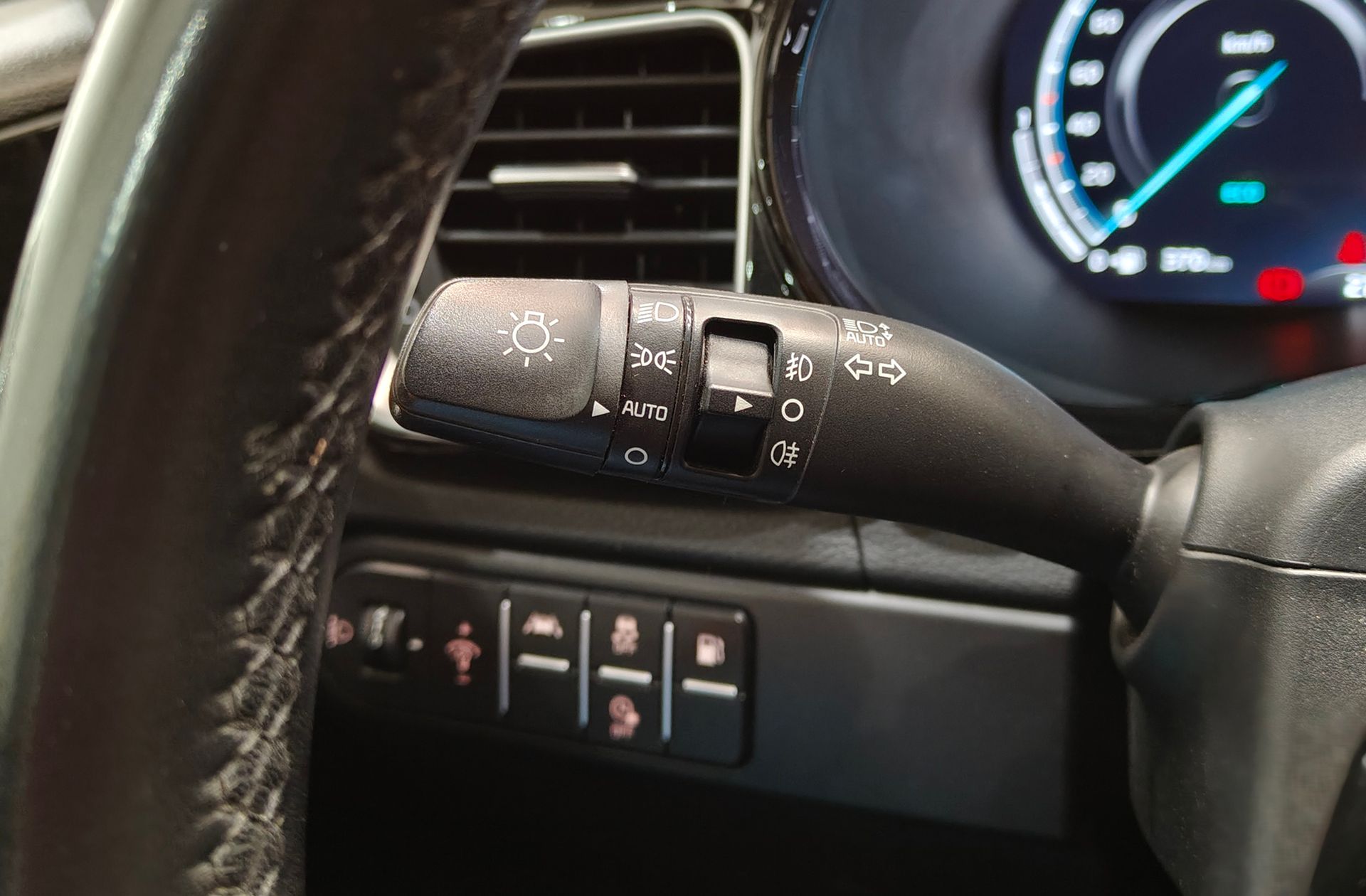 Kia Ceed 1.6 GDi PHEV E-Tech - foto 26