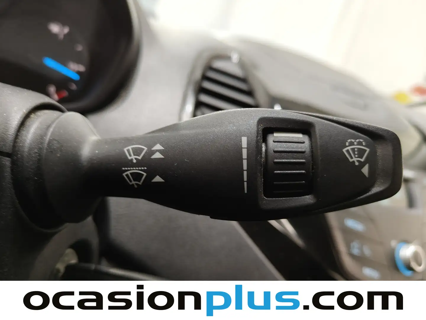 Foto Ford Ka+ Ford Ka+ 1.2 Ti-VCT Essential (70 CV)