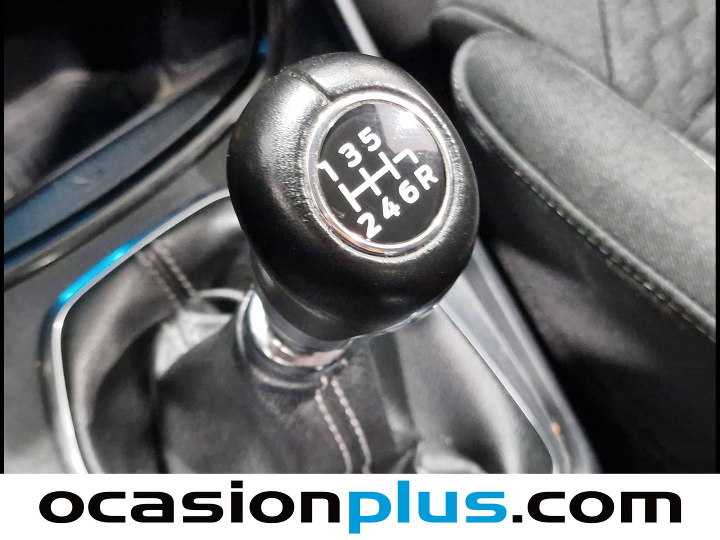 Ford Puma Ford Puma 1.0 EcoBoost MHEV Titanium Design (125 CV) de segunda mano