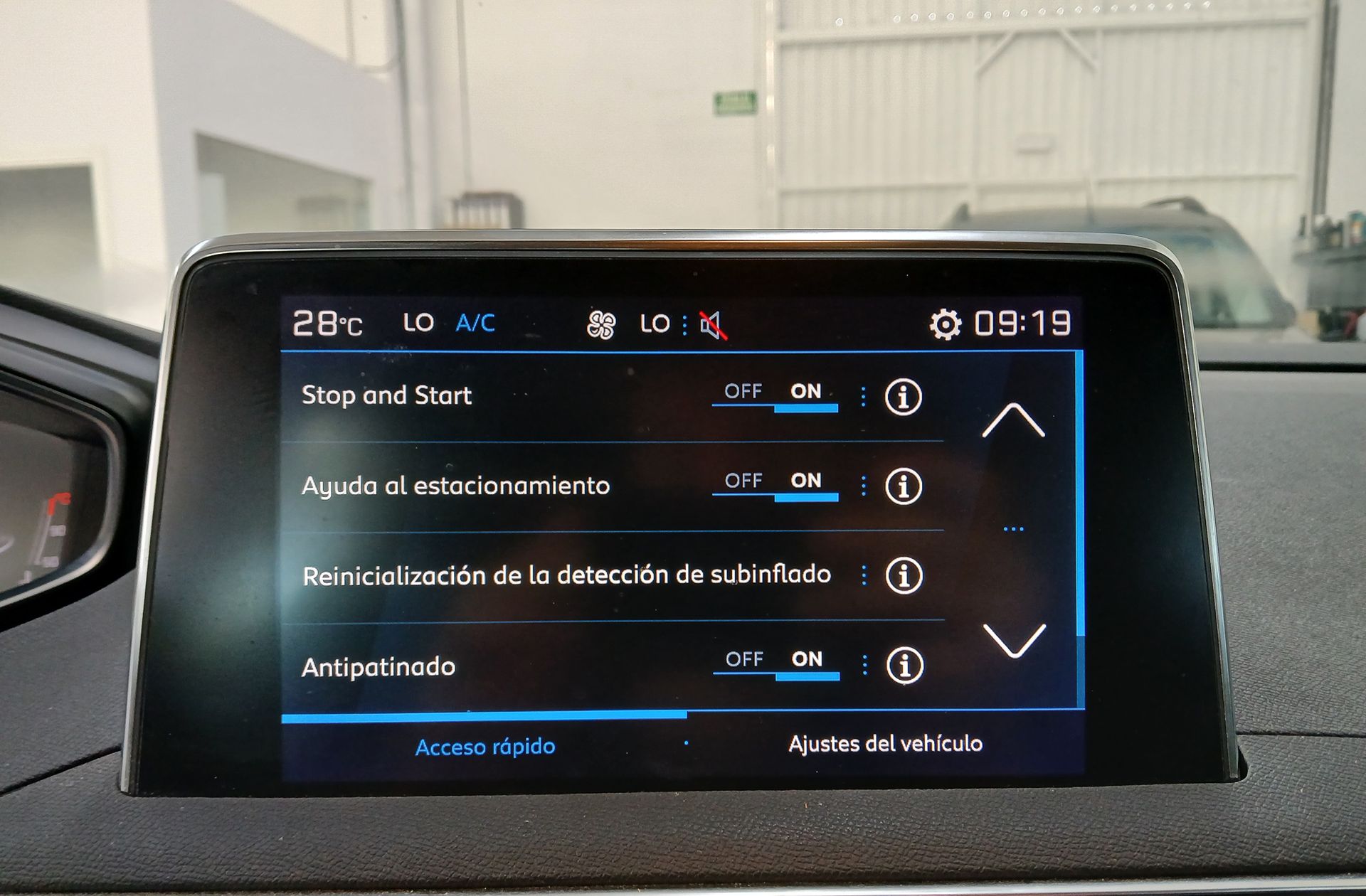 Peugeot 3008 BlueHDi 130 Active Pack - foto 12