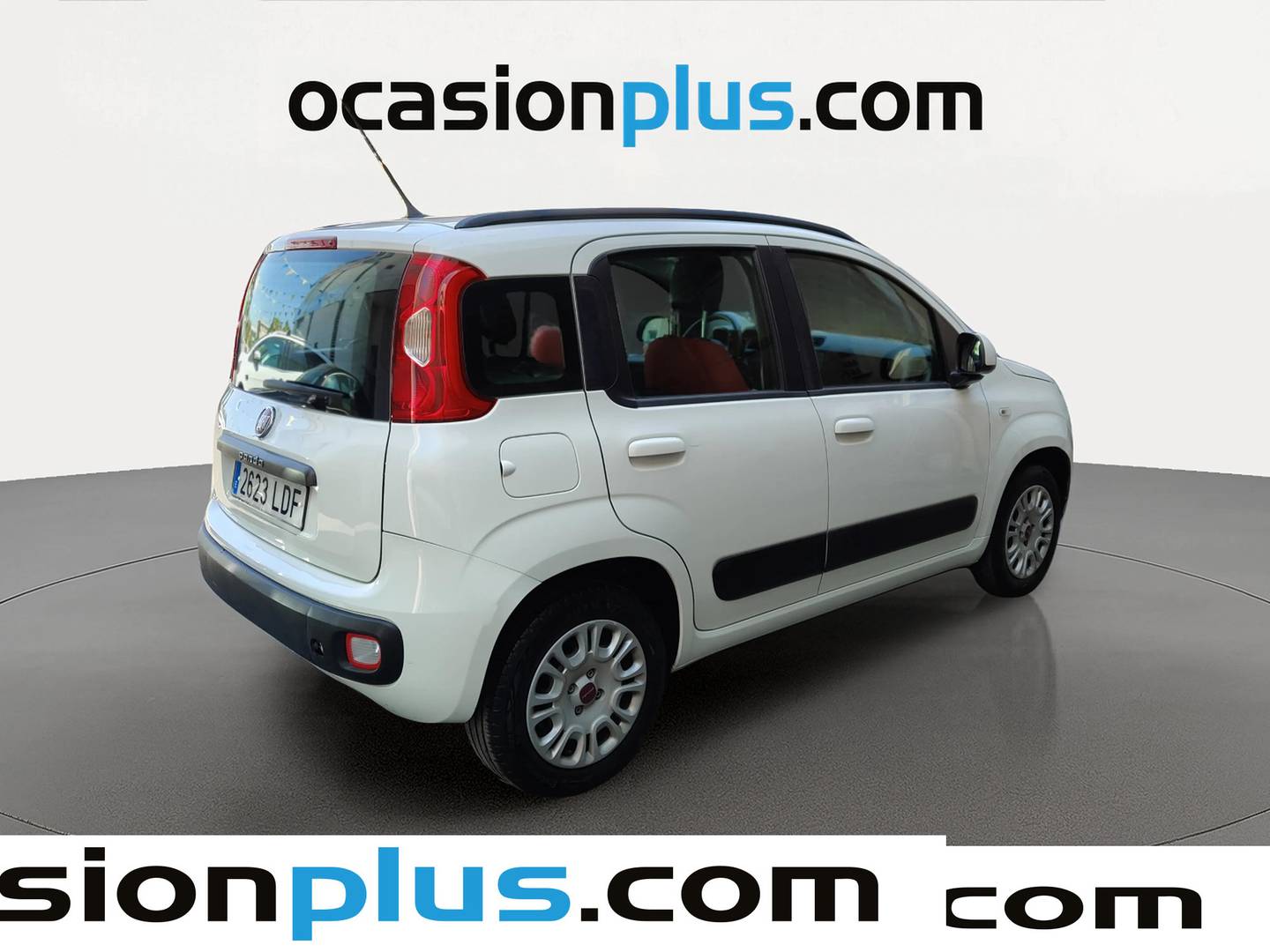 Foto trasera Fiat Panda Fiat Panda 1.2 Lounge (69 CV) derecha