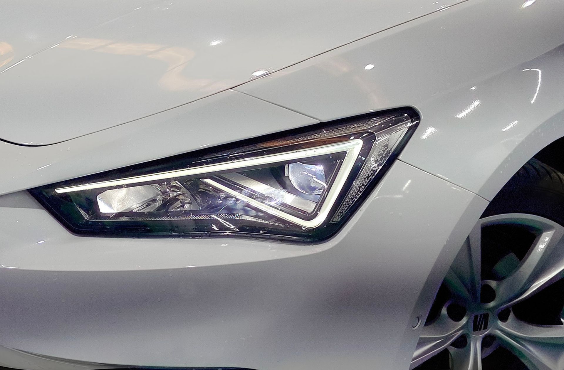 SEAT León 1.0 eTSI FR 25 Aniversario DSG - foto 14