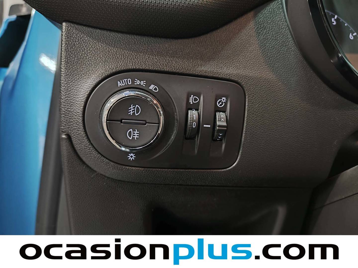 Foto Opel Crossland X Opel Crossland X 1.2 S&S Design Line 120 Aniversario (110 CV)