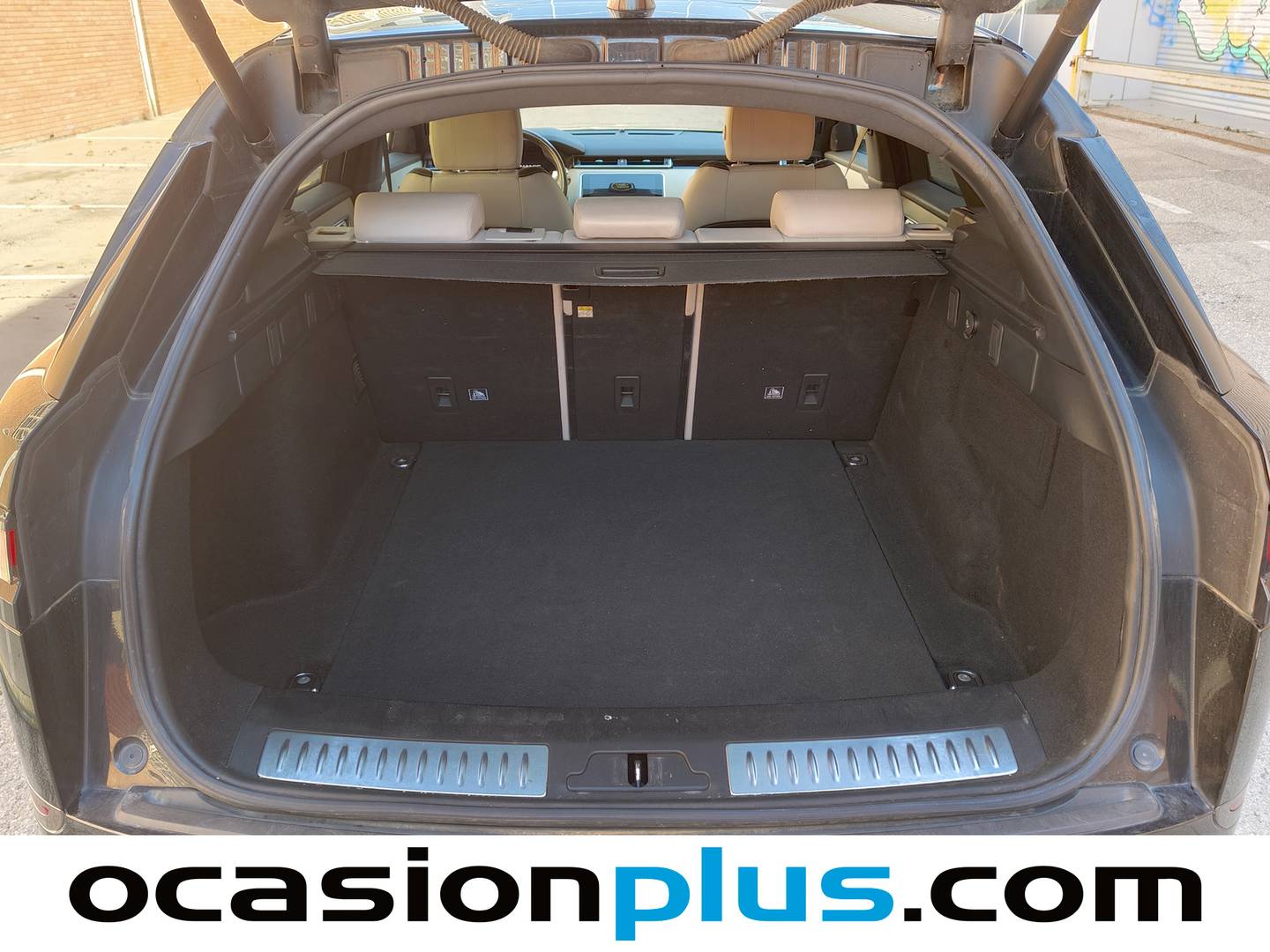 Foto Land Rover Range Rover Velar Land Rover Range Rover Velar D300 R-Dynamic 4WD Auto (300 CV)