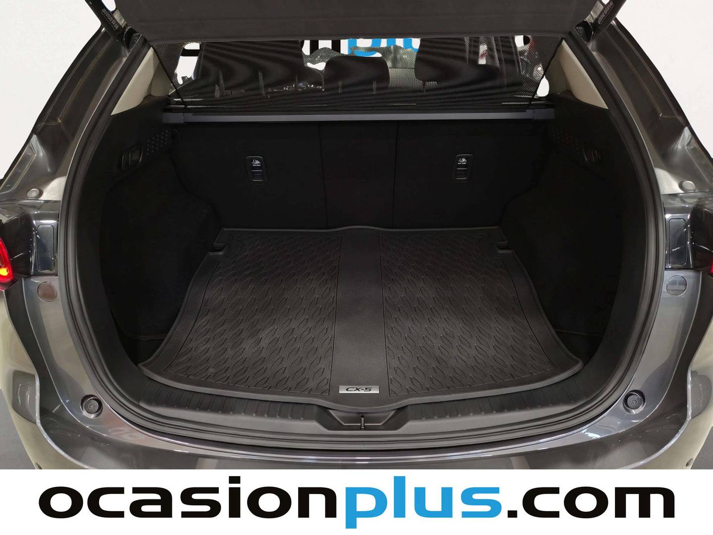 Foto asientos delanteros Mazda CX-5 Mazda CX-5 2.0 E-SKYACTIV-G MHEV Advantage (165 CV)