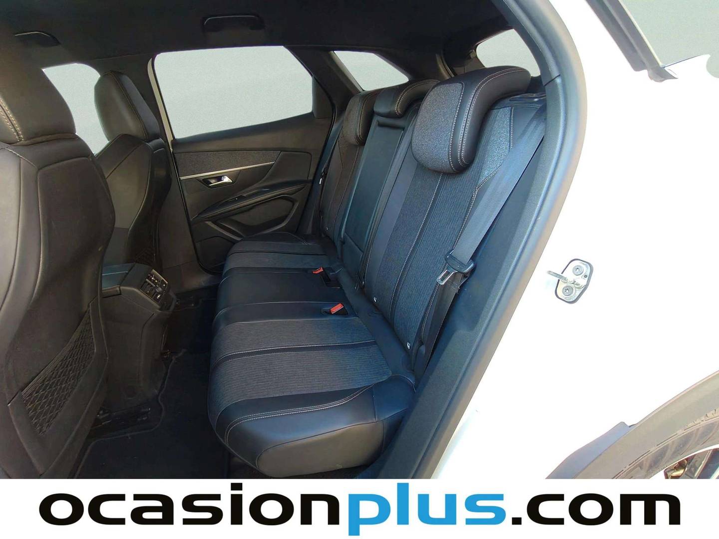 Foto asientos traseros Peugeot 3008 Peugeot 3008 BlueHDI 130 S&S GT Line EAT8 (130 CV)