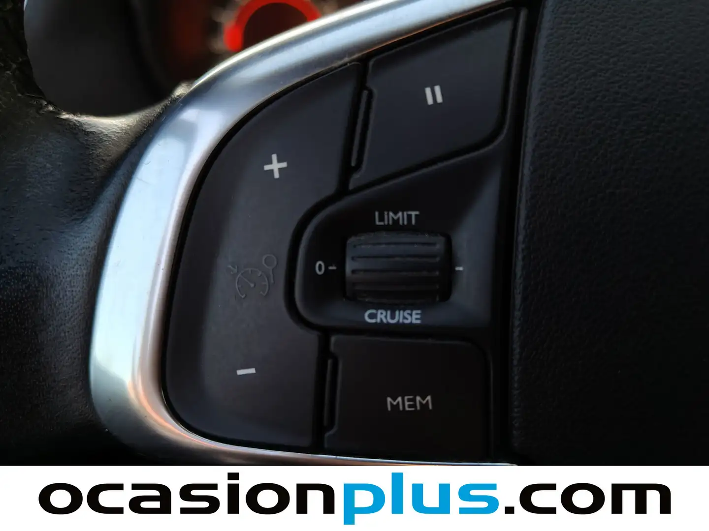 Foto Citroën C4 Citroen C4 PureTech 110 Live Edition (110 CV)