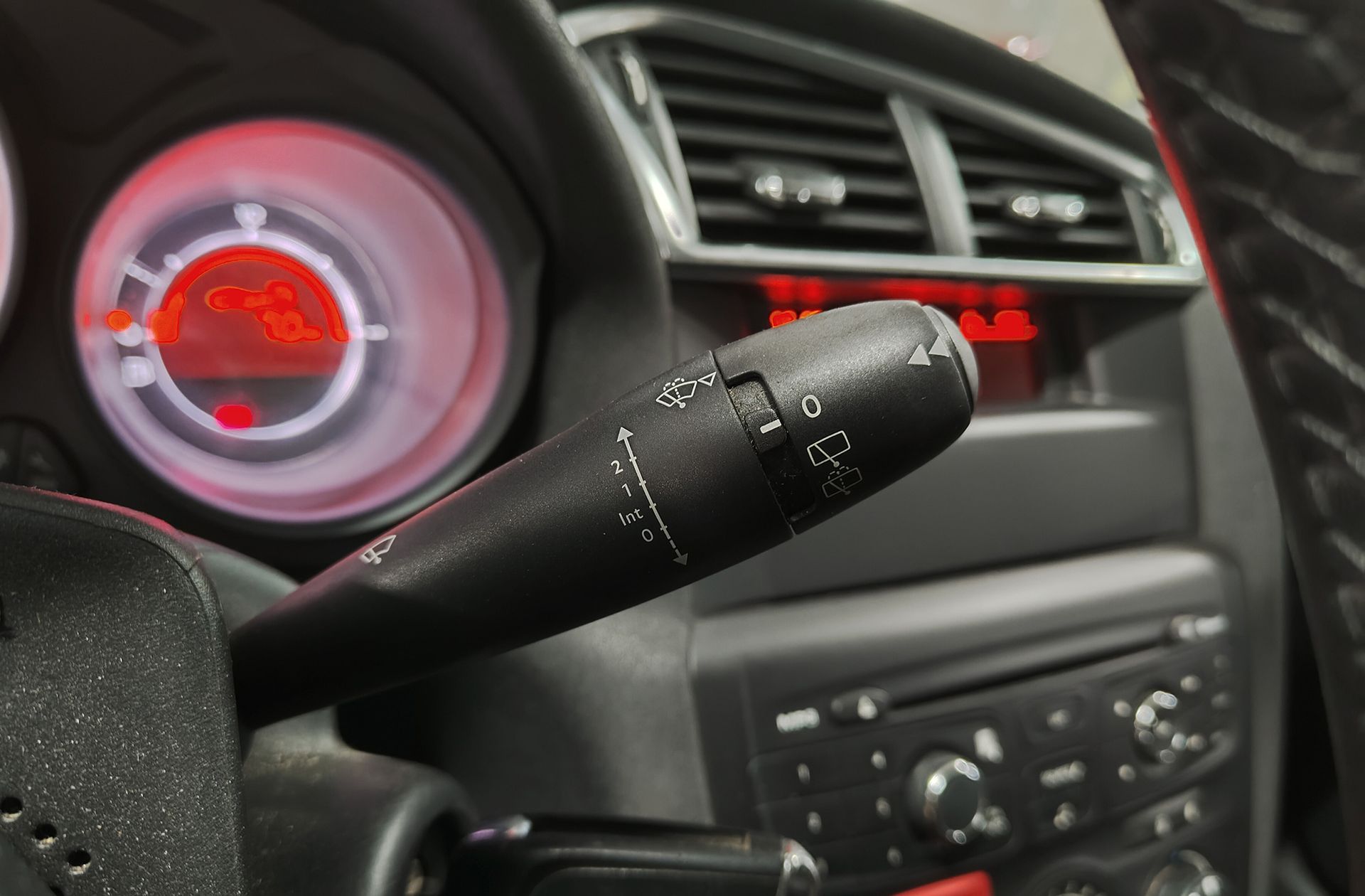 Citroën C4 1.6 HDi Tonic - foto 25