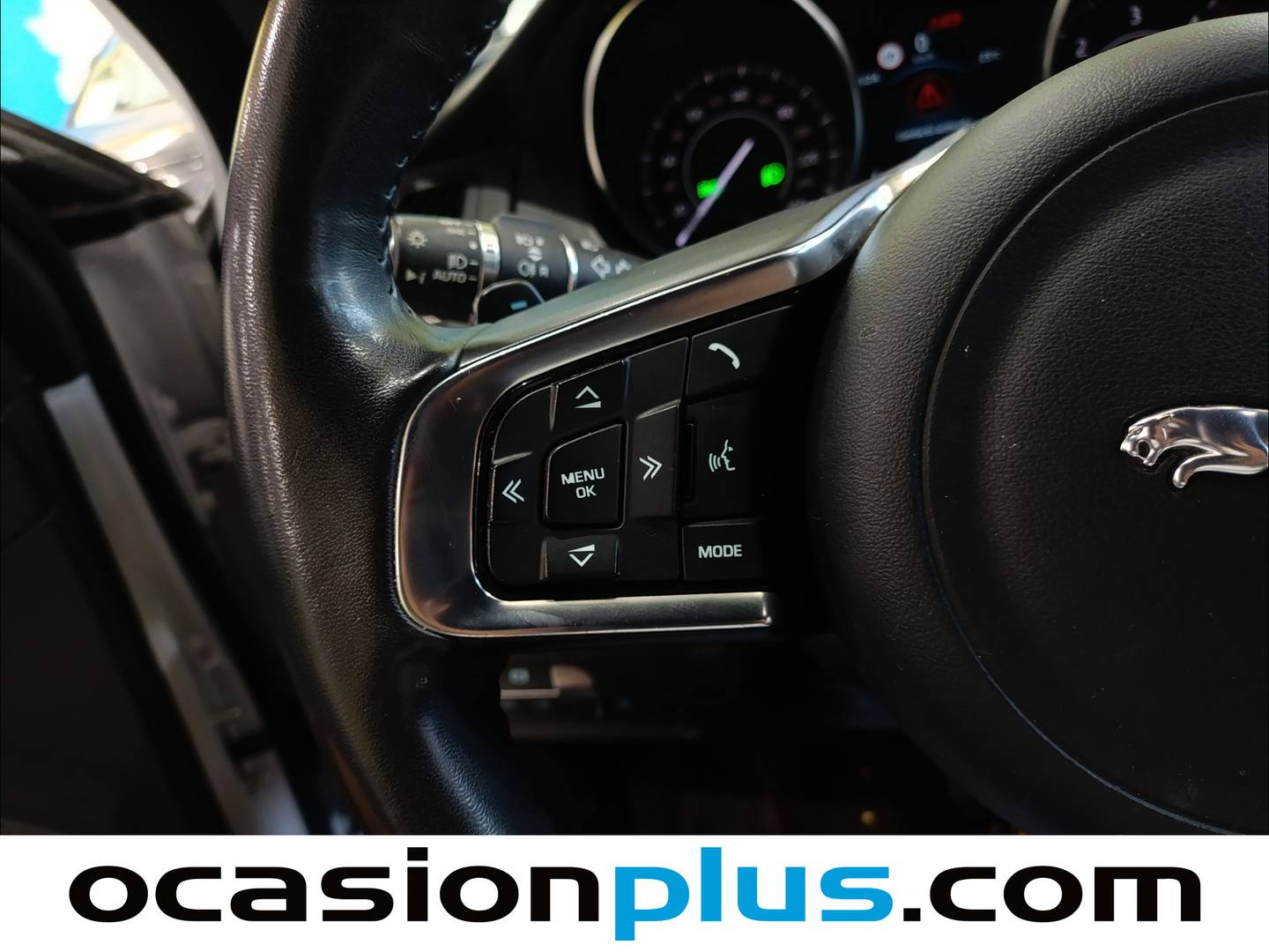 Jaguar E-Pace Jaguar E-PACE 2.0D R-Dynamic 4WD Auto (150 CV) seminuevo