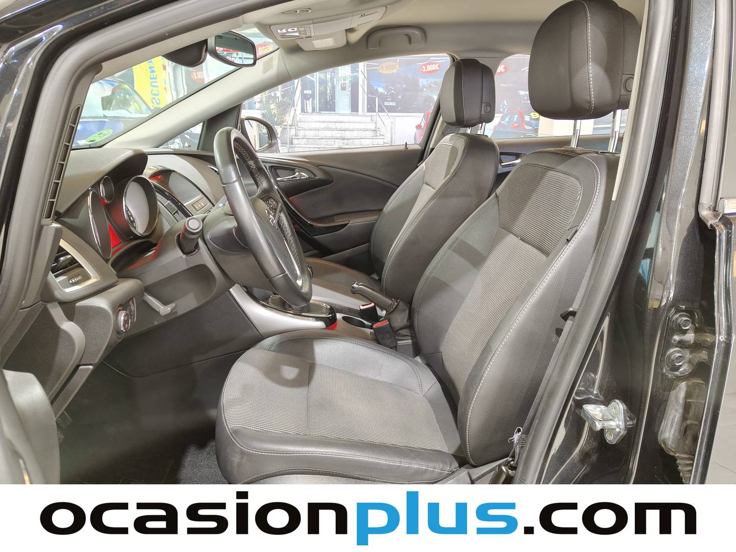 Foto asientos delanteros Opel Astra Opel Astra 1.6 CDTi S&S Excellence (136 CV)