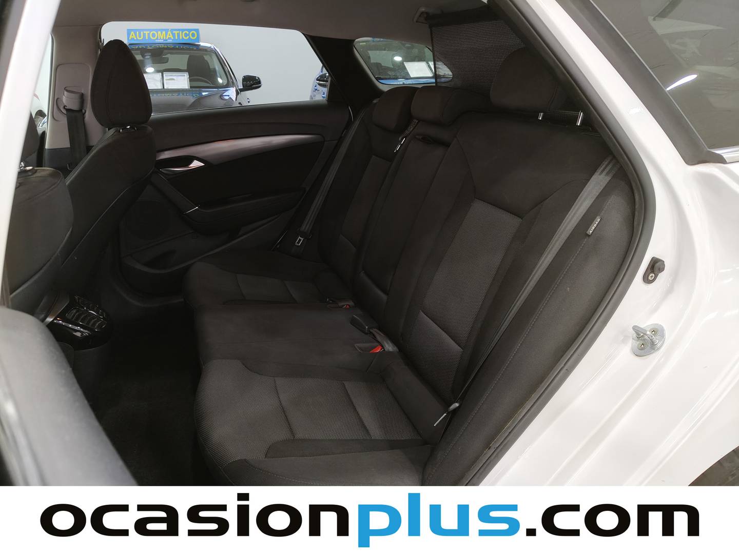 Foto asientos traseros Hyundai i40 Hyundai i40 CW 1.7 CRDi BlueDrive Tecno (141 CV)