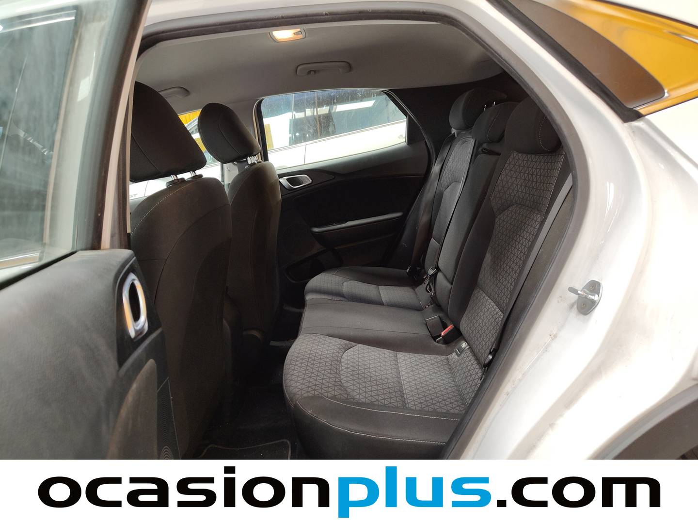 Foto asientos traseros KIA XCeed KIA XCeed 1.0 T-GDi Drive (120 CV)