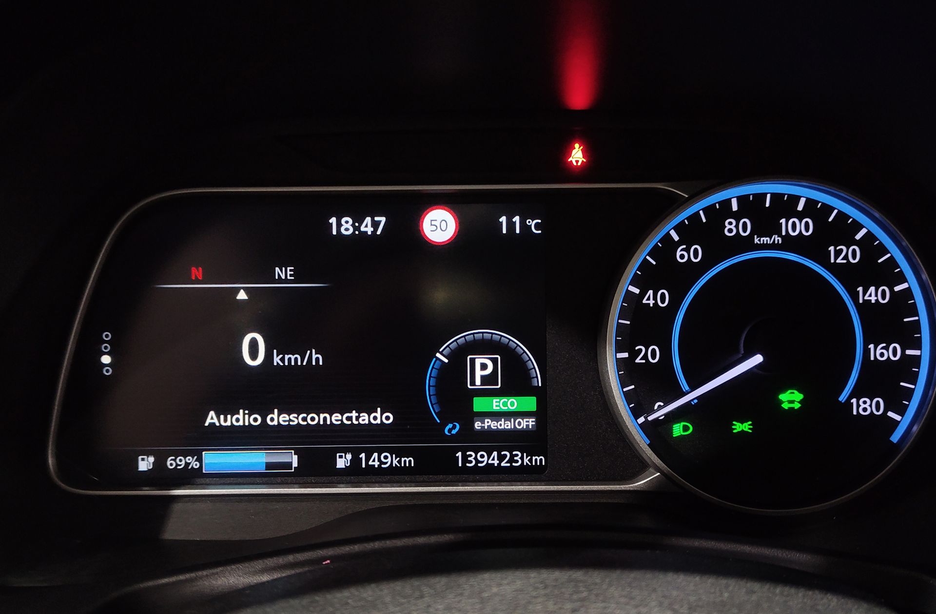 Nissan Leaf 40kWh N-Connecta Bitono - foto 22