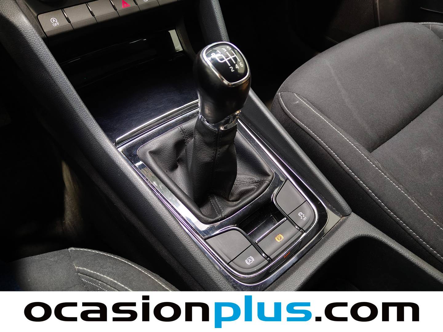 Skoda Karoq Skoda Karoq 1.0 TSI Ambition (115 CV) de segunda mano