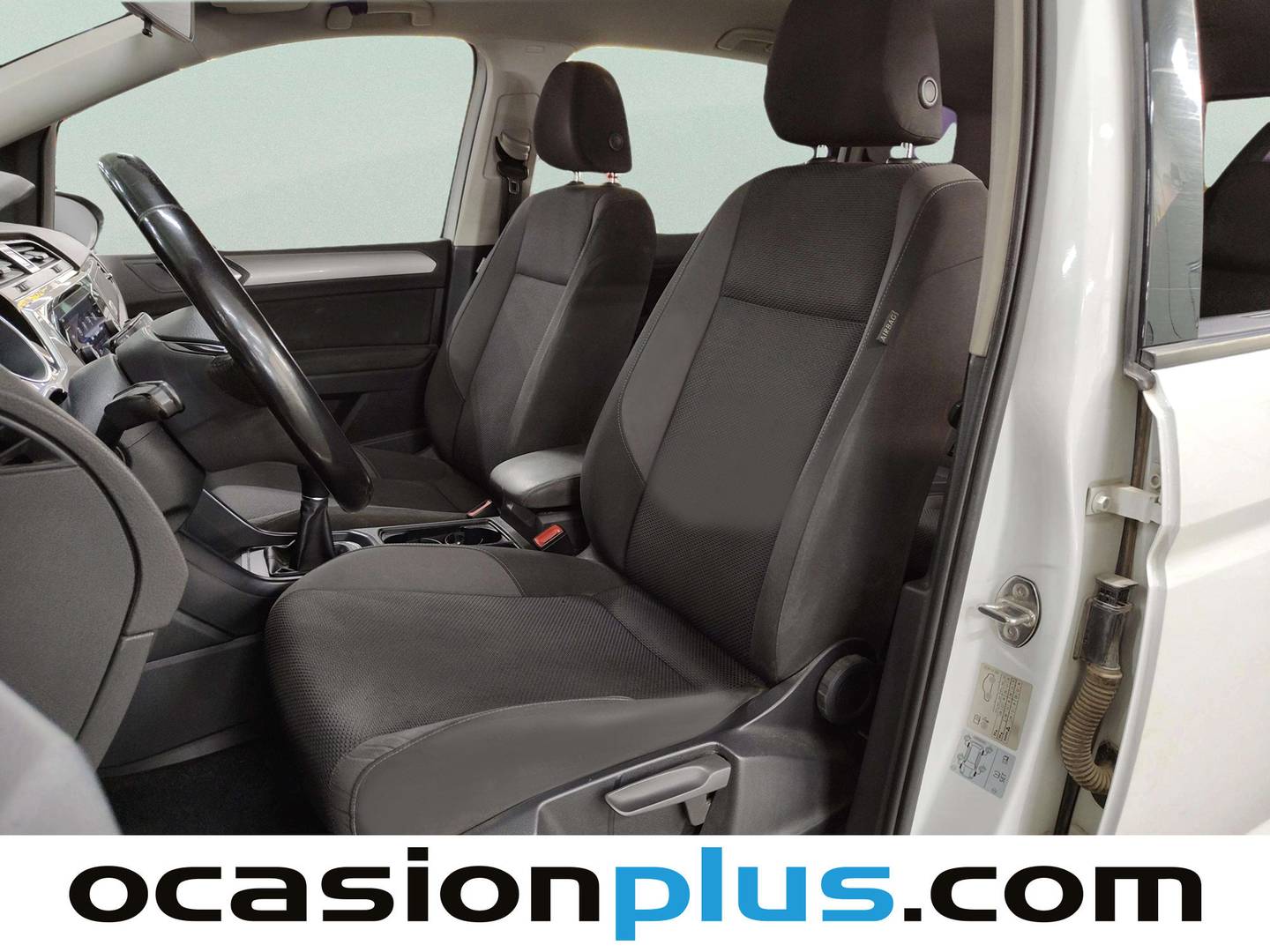 Foto asientos delanteros Volkswagen Touran Volkswagen Touran Business 1.6 TDI (115 CV) 7 Plazas
