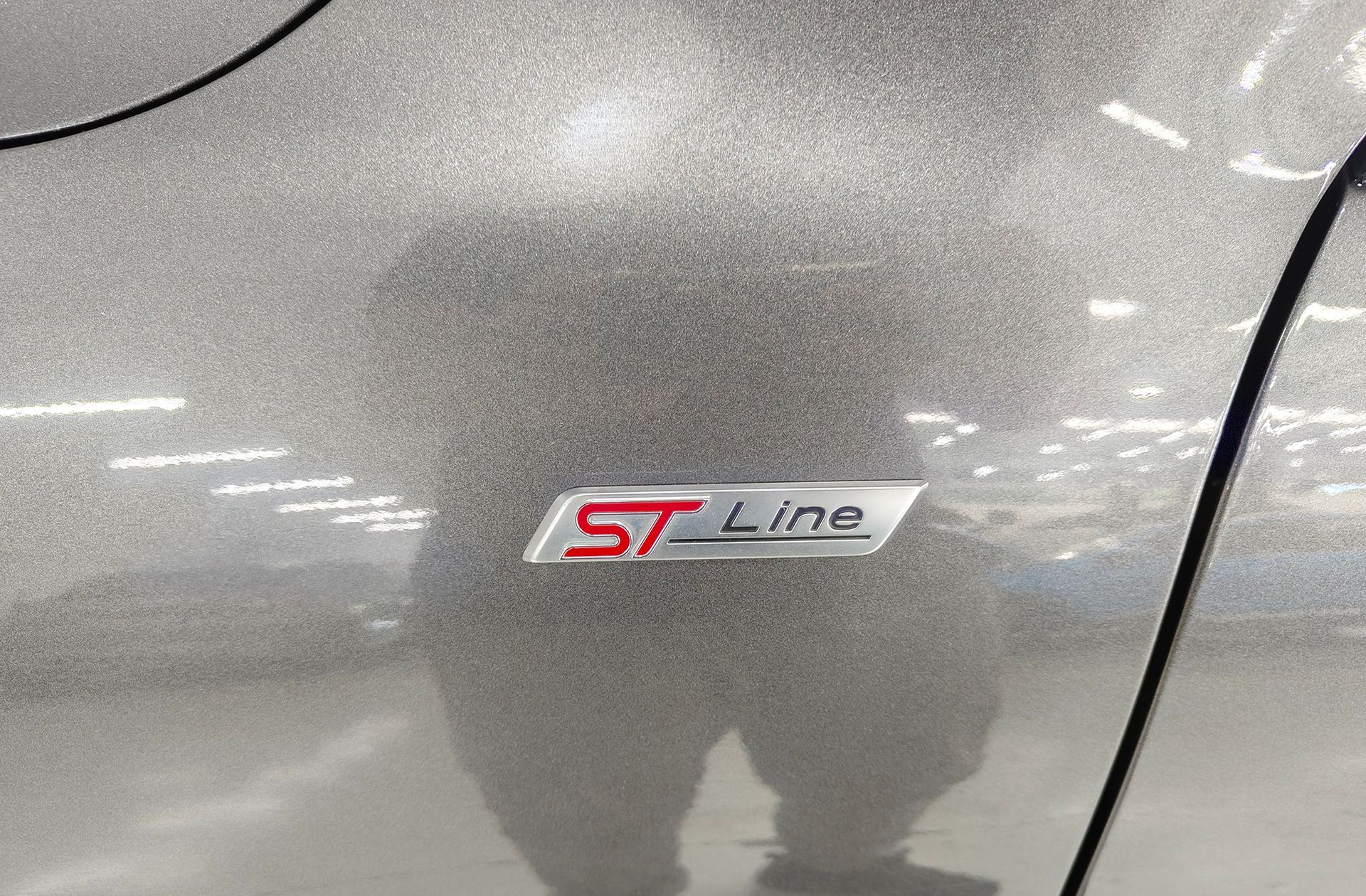Ford Kuga 1.5 EcoBoost ST-Line 4x2 - foto 5