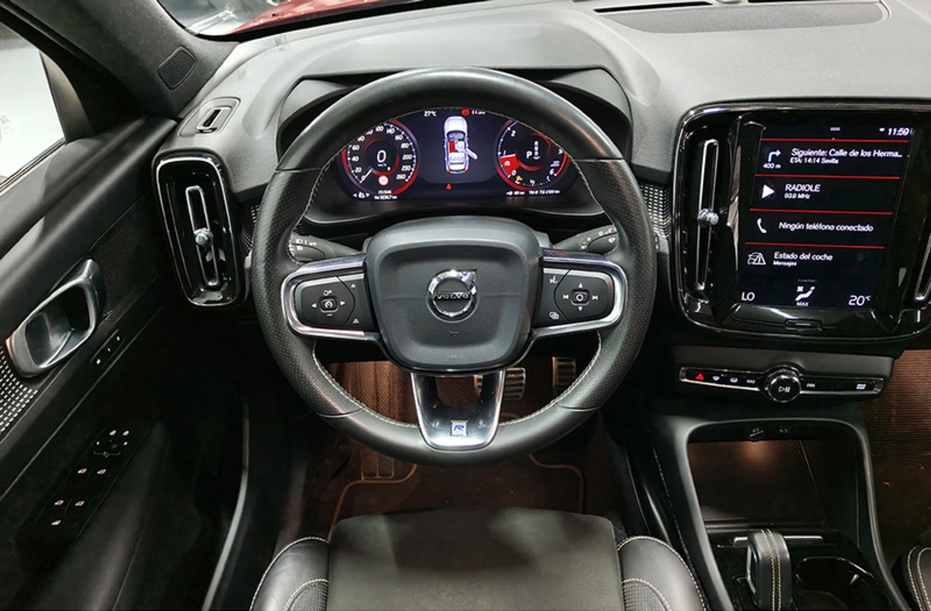 Volvo XC40 D3 R-Design - foto 25