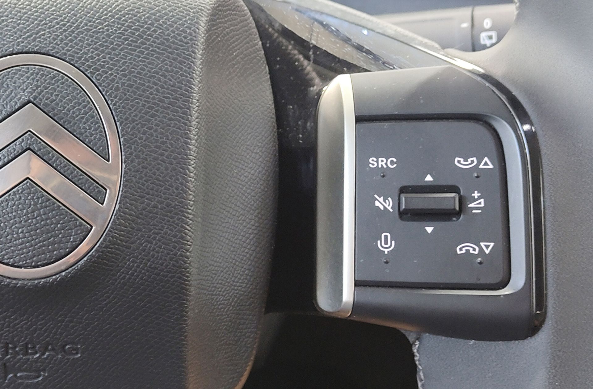 Citroën C3 Aircross Hybrid 145 Plus e-DCS6 - foto 26