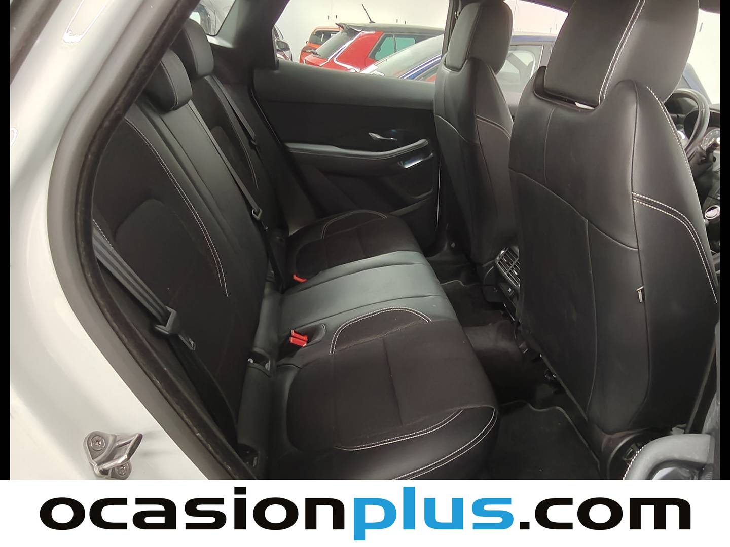 Foto Jaguar E-Pace Jaguar E-PACE 2.0P R-Dynamic 4WD Auto  (200 CV)