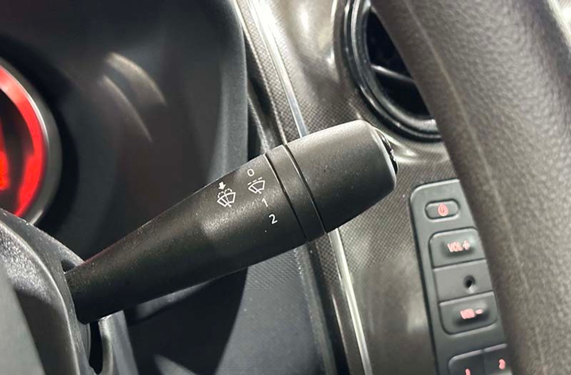 Dacia Logan Ambiance 1.0 - foto 20