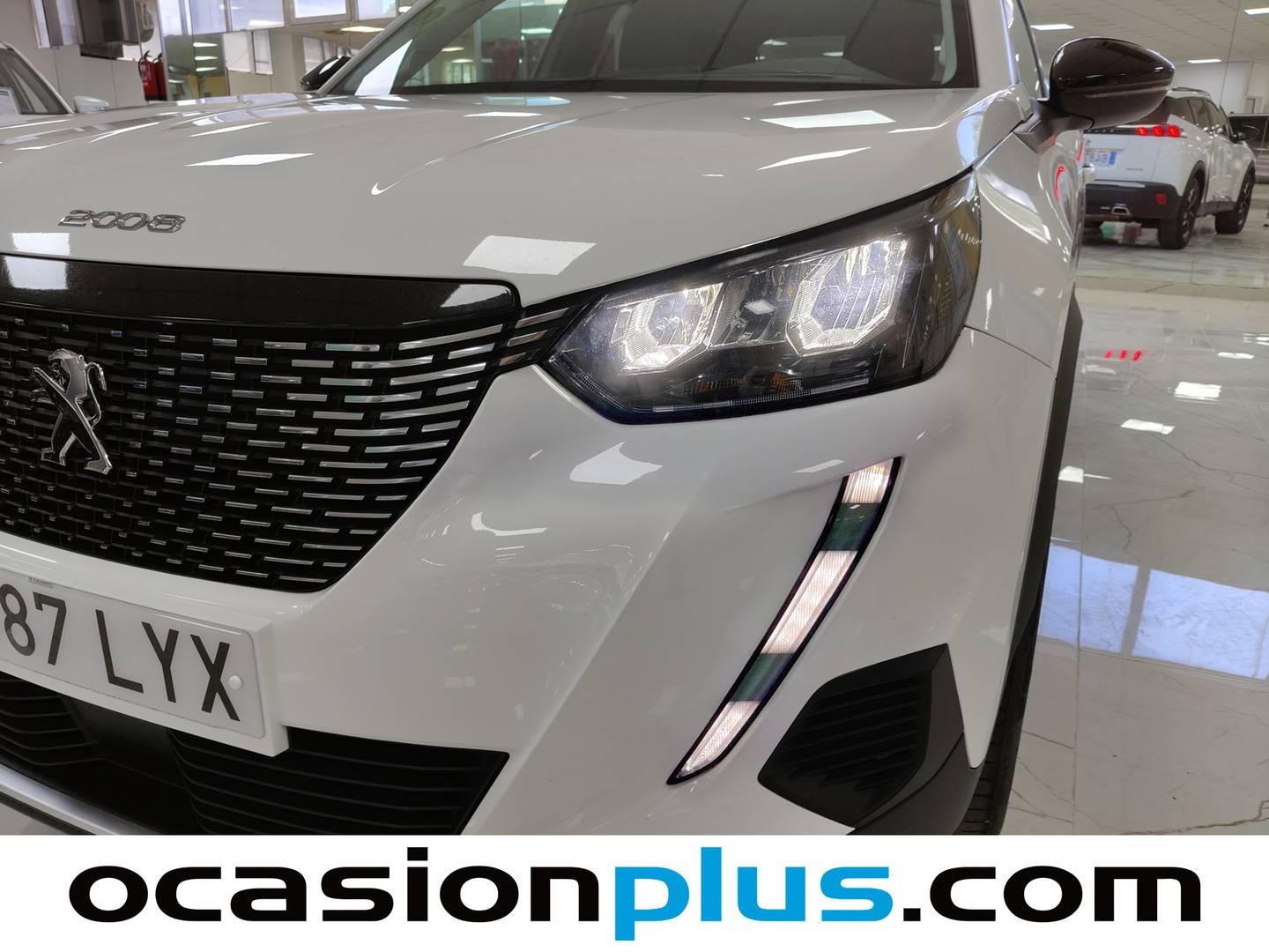 Equipamiento del Peugeot 2008 Peugeot 2008 PureTech 130 S&S Allure EAT8  (130 CV)