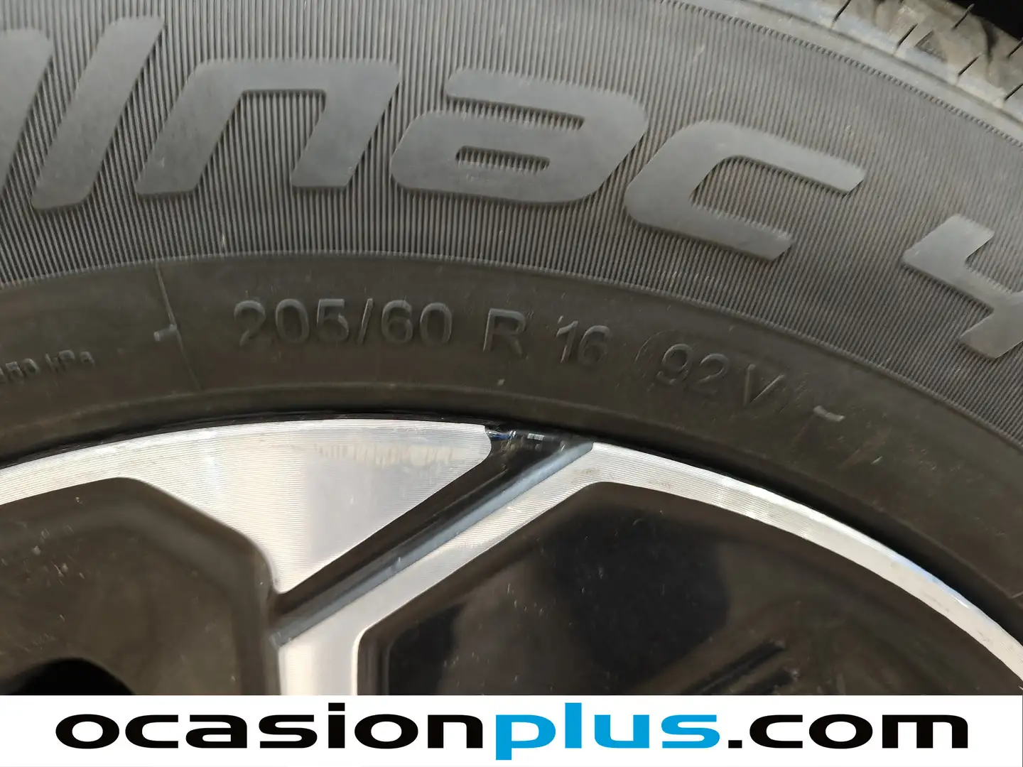 Foto KIA Niro Kia Niro 1.6 GDi HEV Drive  (141 CV)