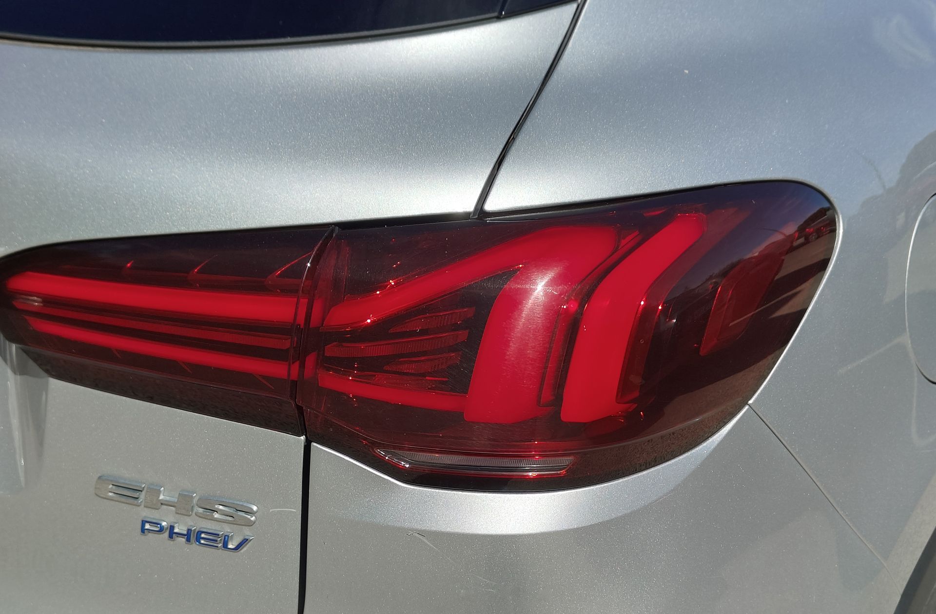 MG eHS 1.5 T-GDi PHEV Luxury - foto 18